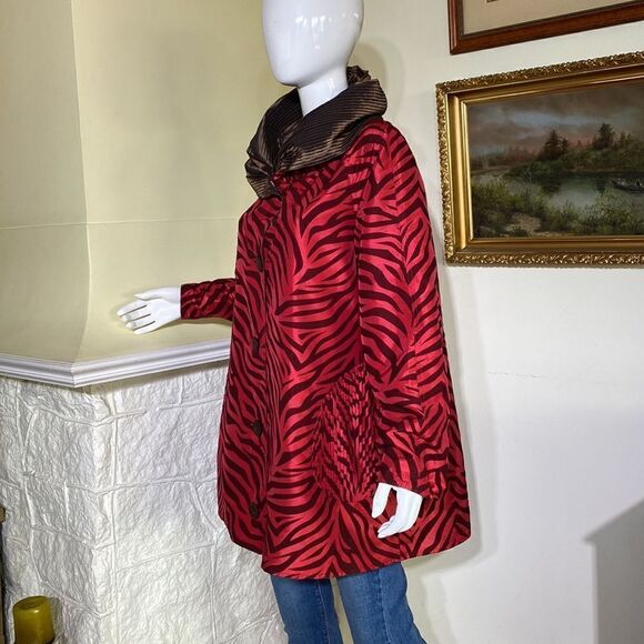 UBU Reversible Zebra Print Satin Car Length Coat - As New - Picture 3 of 14